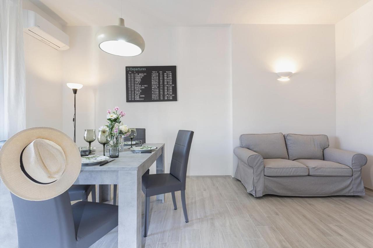 Contemporary Apartment In Sturla By Wonderful Italy ジェノヴァ エクステリア 写真