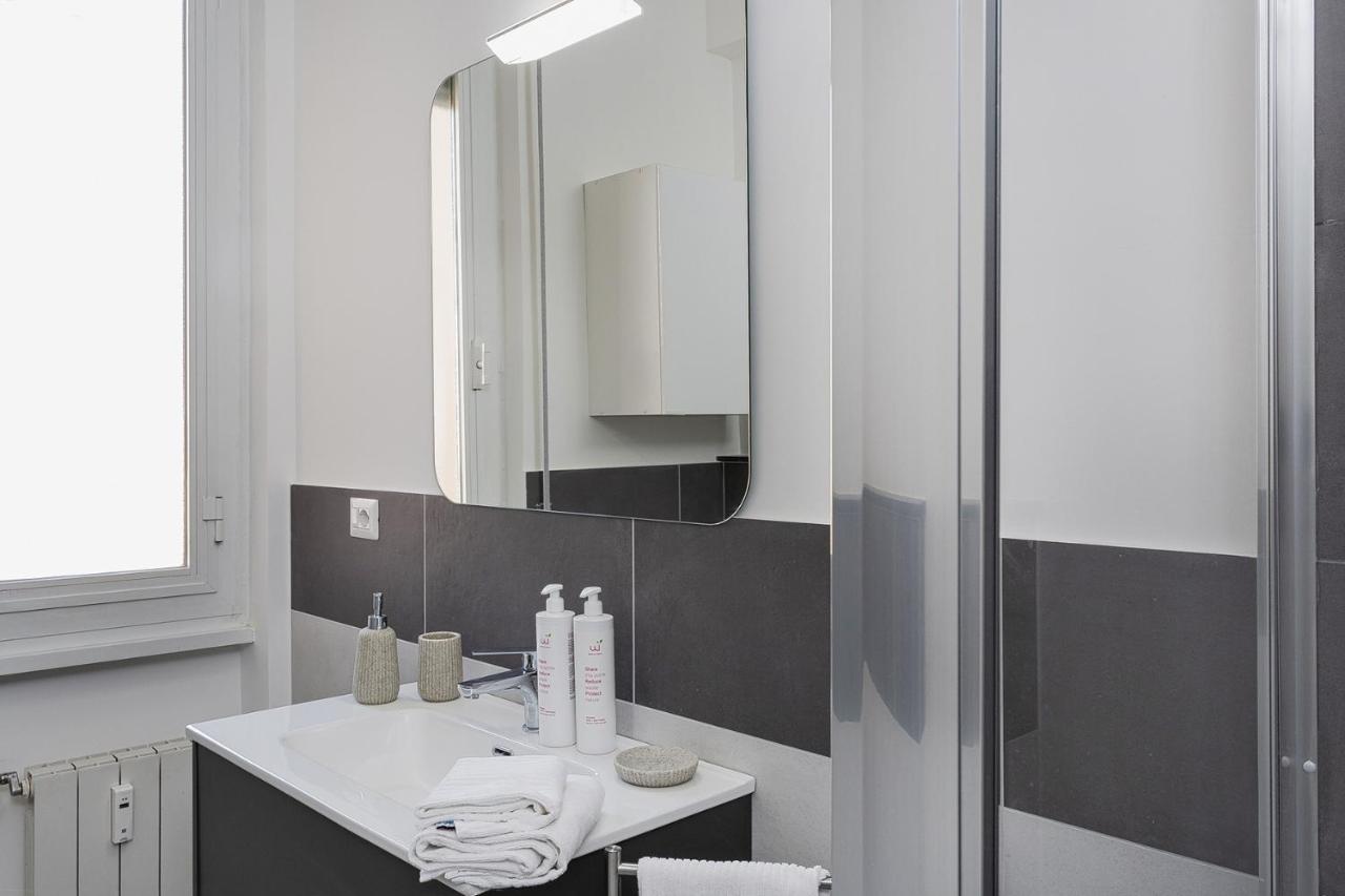 Contemporary Apartment In Sturla By Wonderful Italy ジェノヴァ エクステリア 写真
